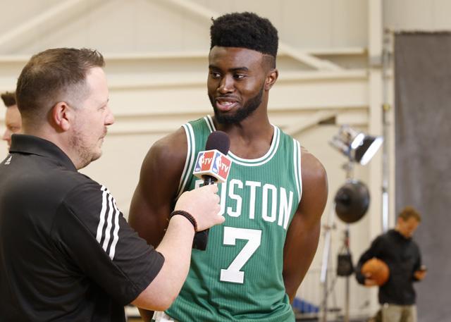 现已经让他 现已经让他