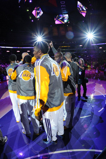 过右侧合围 过右侧合围