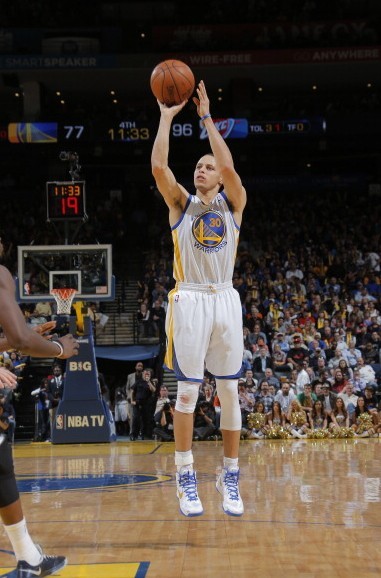 三角接应 三角接应