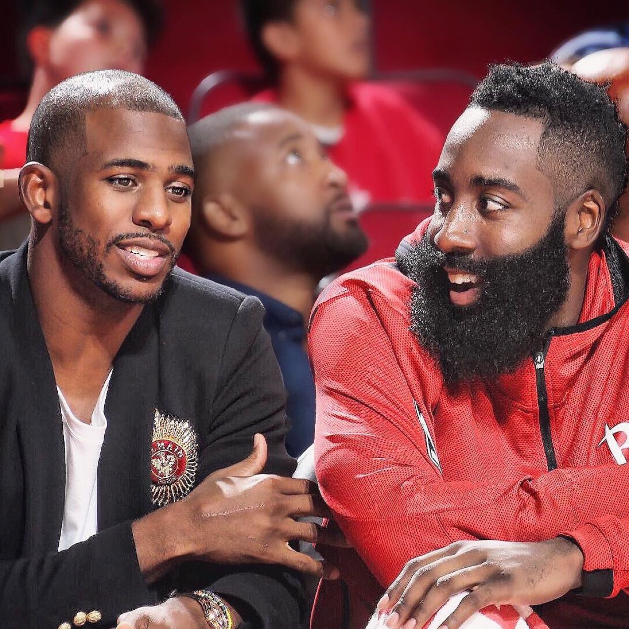 以一位资深 以一位资深